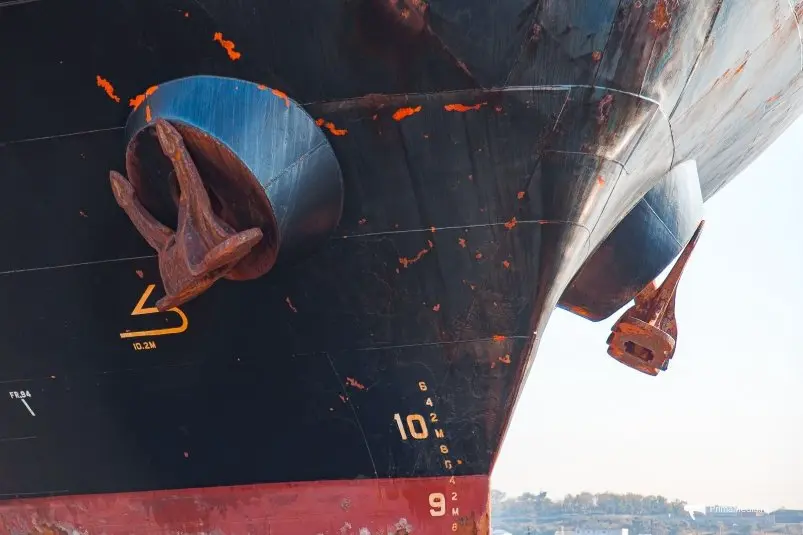 Судно в порту Владивосток Илья Аверьянов, ИА PrimaMedia