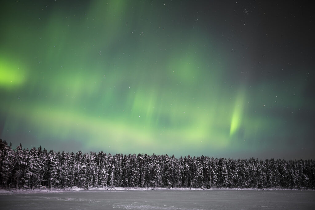 Северное сияние 
