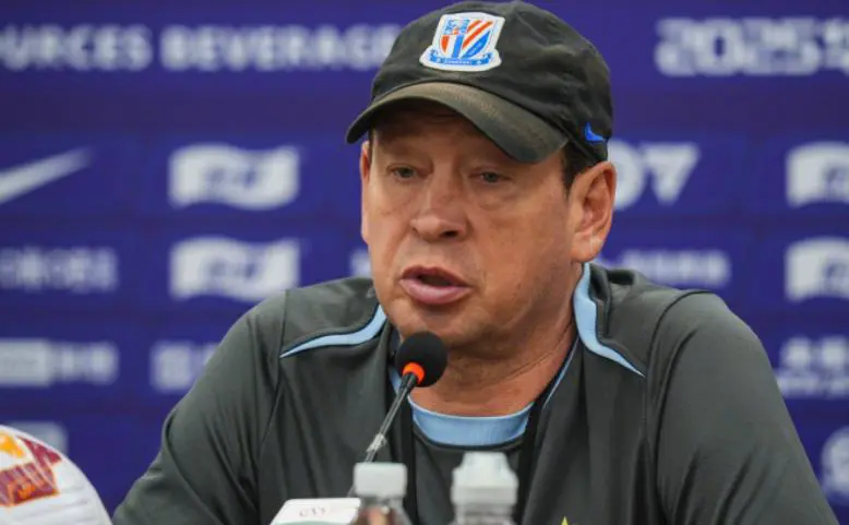 Леонид Слуцкий (ФК «Шанхай Шэньхуа»)