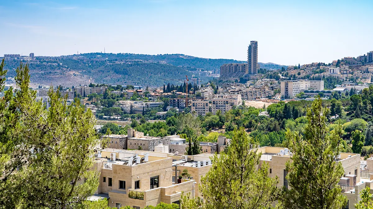 Юноша упал с башни на глазах тысяч протестующих евреев-ортодоксов в Иерусалиме