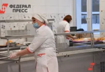 studenty kolledzha i ekaterina mizulina vystupayut za chistotu i bezopasnost bez tarakanov-infovzor-ru-0