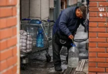 v chernigove otklyucheny voda i svet chernigovvodokanal delaet zayavlenie o situaczii i upominaet donalda trampa-infovzor-ru-0