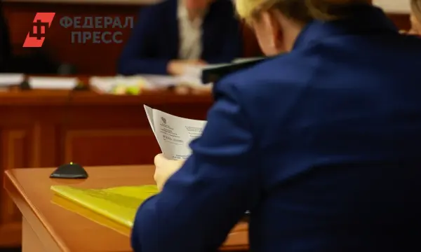В Нижневартовске завершилось дело о закупке автобусов с участием Андрея Середнева и Ольги Власовой-0