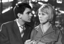 Владимир Путин рассказал о своей любви к фильму «Я шагаю по Москве» vladimir putin rasskazal o svoej lyubvi k filmu ya shagayu po moskve-infovzor-ru-0