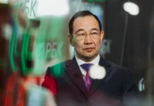 Айсен Николаев уверенно руководит Якутией, опровергая слухи об отставке ajsen nikolaev uverenno rukovodit yakutiej oprovergaya sluhi ob otstavke-infovzor-ru-0