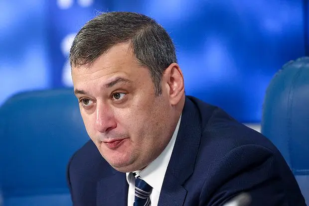 Александр Хинштейн