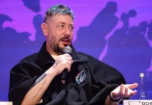 Артемий Лебедев с юмором прокомментировал слухи о запрете въезда в Армению artemij lebedev s yumorom prokommentiroval sluhi o zaprete vezda v armeniyu-infovzor-ru-0