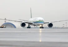 avialajner iz vladivostoka v blagoveshhensk uspeshno prizemlilsya v habarovske-infovzor-ru-0