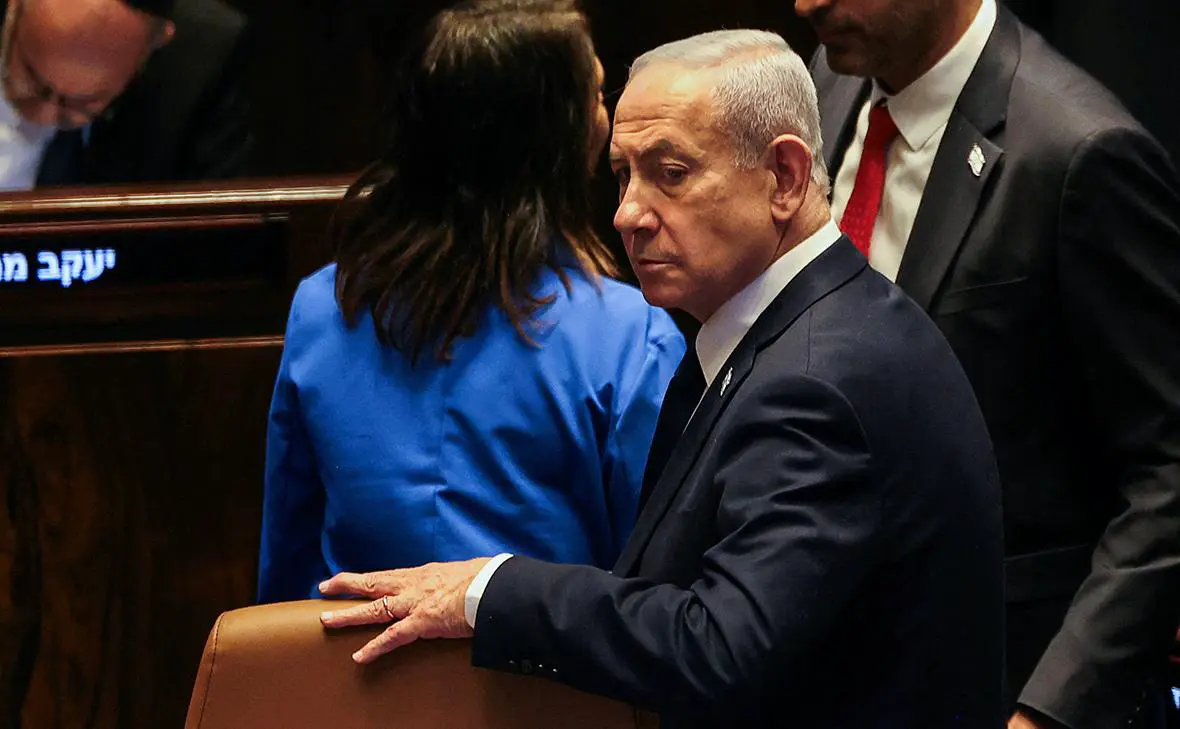 Биньямин Нетаньяху (Ronen Zvulun / Reuters)