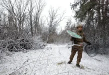 Эстония выражает обеспокоенность, Ханно Певкур финансирует Starlink для Украины estoniya vyrazhaet obespokoennost hanno pevkur finansiruet dlya ukrainy-infovzor-ru-0