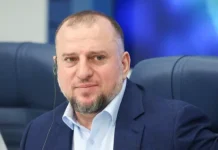 Генерал Алаудинов обсуждает план Трампа по Украине и возможный удар general alaudinov obsuzhdaet plan trampa po ukraine i vozmozhnyj udar-infovzor-ru-0