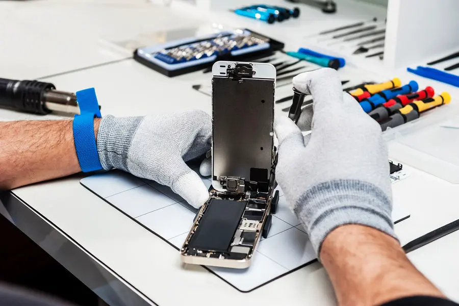 HONOR провел исследование о самых распространённых местах поломки смартфонов-0