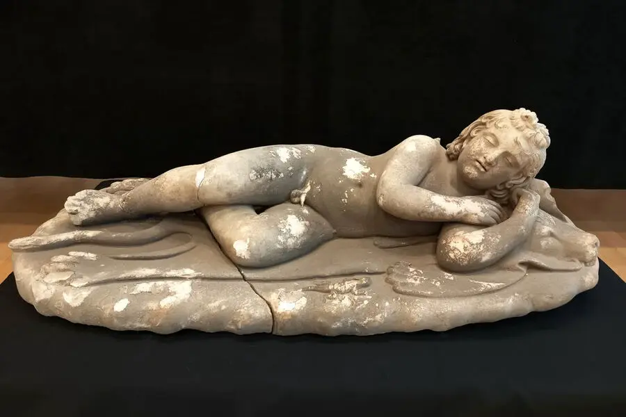 Редчайшая статуя Спящего Купидона найдена в Пуле и будет выставлена в Музее Истрии-0