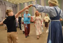 Уральский центр народного искусства проводит праздник хороводов с Ольгой Митяшиной и Олегом Федотовым uralskij czentr narodnogo iskusstva provodit prazdnik horovodov s olgoj mityashinoj i olegom fedotovym-infovzor-ru-0