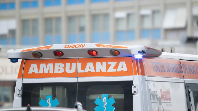 В Риме из-под завалов обрушившейся башни спустя 11 часов спасли рабочего