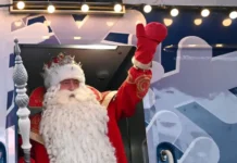 velikij ustyug otmechaet den rozhdeniya deda moroza i zapuskaet novogodnij poezd rzhd-infovzor-ru-0