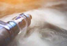 Владимир Путин поддержал идею запрета вейпов, инициированную Екатериной Лещинской vladimir putin podderzhal ideyu zapreta vejpov inicziirovannuyu ekaterinoj leshhinskoj-infovzor-ru-0