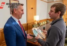 Встреча космонавта Кирилла Пескова с молодежью в Заксобрании Красноярского края vstrecha kosmonavta kirilla peskova s molodezhyu v zaksobranii krasnoyarskogo kraya-infovzor-ru-0