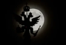 Завораживающая Бобровая Луна Суперлуние сверкает над Россией! zavorazhivayushhaya bobrovaya luna superlunie sverkaet nad rossiej-infovzor-ru-0