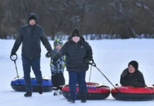 Академик Геннадий Онищенко (РАО) предлагает безопасную альтернативу тюбингам akademik gennadij onishhenko rao predlagaet bezopasnuyu alternativu tyubingam-infovzor-ru-0