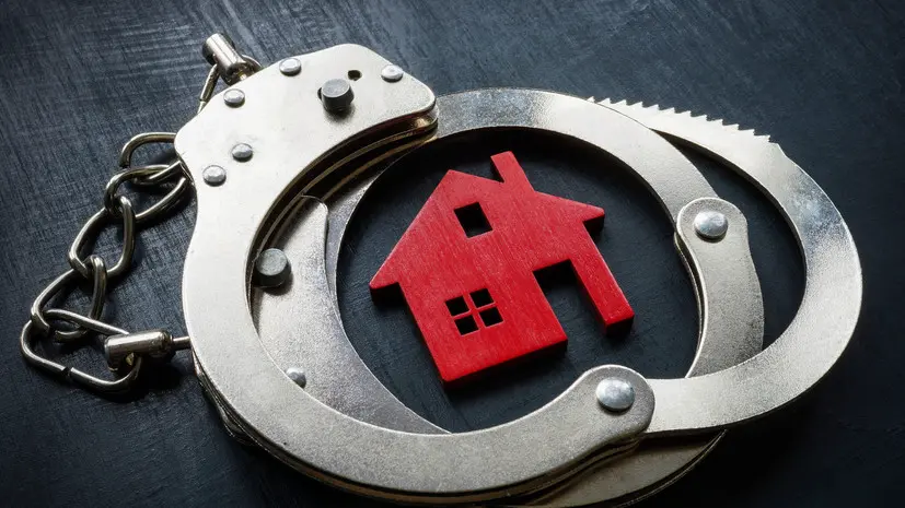 Юрист Козлов дал советы, как избежать мошеннических сделок с недвижимостью