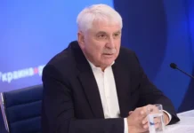 Алексей Чепа о мирном плане Украины, в центре которого Трамп и Путин aleksej chepa o mirnom plane ukrainy v czentre kotorogo tramp i putin-infovzor-ru-0