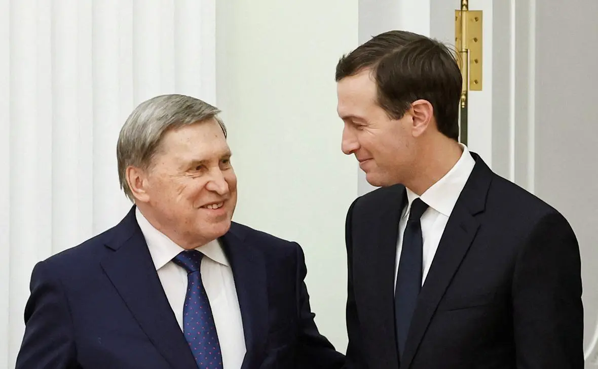 Юрий Ушаков и Джаред Кушнер в Кремле, Москва, 2 декабря 2025 г. (Александр Казаков / Sputnik / Reuters)
