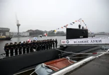 Новейшая подлодка «Великие Луки» и ракетный комплекс «Калибр» для ВМФ России novejshaya podlodka velikie luki i raketnyj kompleks kalibr dlya vmf rossii-infovzor-ru-0