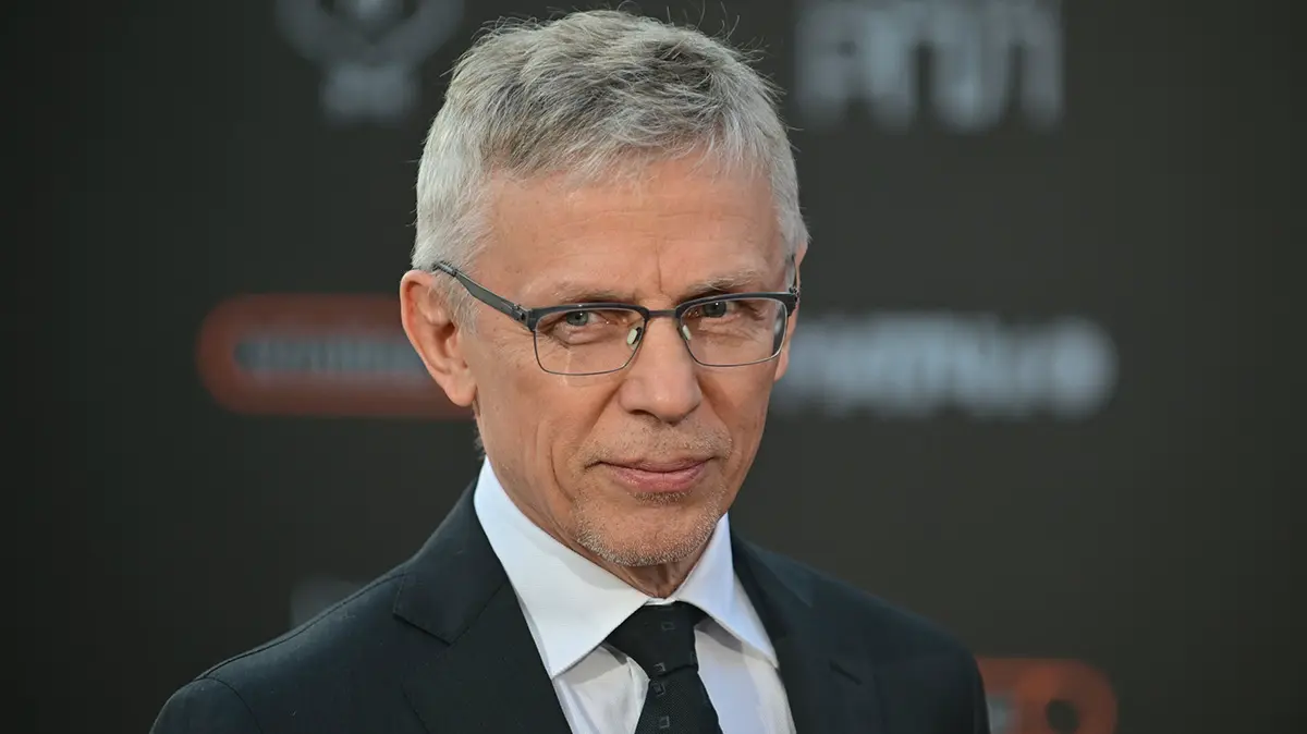 Тренер СКА Ларионов пропустил матч с «Шанхаем» по состоянию здоровья