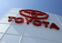 Toyota усиливает позиции бренда в России и защищает Land Cruiser Prado usilivaet poziczii brenda v rossii i zashhishhaet -infovzor-ru-0