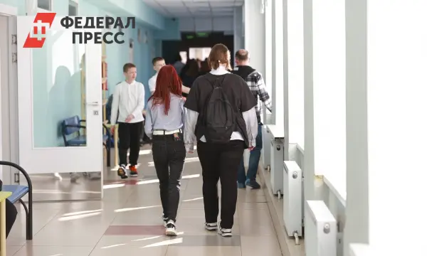 В Сургуте оперативно эвакуировали школу №27 при поддержке департамента образования-0