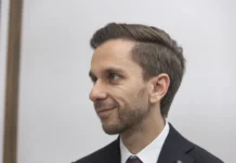 ВЦИОМ и Максим Древаль оценивают значение саморазвития в обществе vcziom i maksim dreval oczenivayut znachenie samorazvitiya v obshhestve-infovzor-ru-0