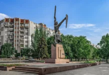 ВЦИОМ предсказывает будущее малых городов России на фоне оттока населения vcziom predskazyvaet budushhee malyh gorodov rossii na fone ottoka naseleniya-infovzor-ru-0