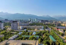 Жительница Алма-Аты рассказывает о спокойствии во время землетрясения 4 декабря zhitelnicza almaaty rasskazyvaet o spokojstvii vo vremya zemletryaseniya 4 dekabrya-infovzor-ru-0