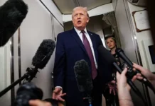 Дональд Трамп готовит сенсационное заявление о НЛО и тайне Розуэлла donald tramp gotovit sensaczionnoe zayavlenie o nlo i tajne rozuella-infovzor-ru-0