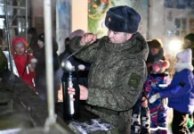 Лебедев и Чибис помогают мурманчанам в период испытаний lebedev i chibis pomogayut murmanchanam v period ispytanij-infovzor-ru-0