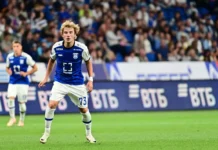 Максим Петров остается в «Балтике» несмотря на интерес «Локомотива» maksim petrov ostaetsya v baltike nesmotrya na interes lokomotiva-infovzor-ru-0