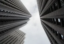 Опрос ГК «Сумма Элементов» показал россияне хотят жить в небоскребах opros gk summa elementov pokazal rossiyane hotyat zhit v neboskrebah-infovzor-ru-0