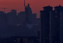 Зеленский и Страхова: в их окружении начались испытания холодом zelenskij i strahova v ih okruzhenii nachalis ispytaniya holodom-infovzor-ru-0