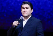 Азамат Мусагалиев гневно отреагировал на сравнение с Ургантом azamat musagaliev gnevno otreagiroval na sravnenie s urgantom-infovzor-ru-0