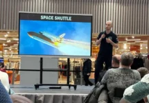 Энергия и «Буран» в Екатеринбурге – космос вдохновил моду energiya i buran v ekaterinburge kosmos vdohnovil modu-infovzor-ru-0