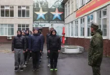 Куренков рассказал о помощи срочников МЧС в противопожарных командах kurenkov rasskazal o pomoshhi srochnikov mchs v protivopozharnyh komandah-infovzor-ru-0