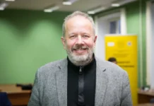 Машинный разум Вышки в исследованиях частиц на БАК mashinnyj razum vyshki v issledovaniyah chasticz na bak-infovzor-ru-0