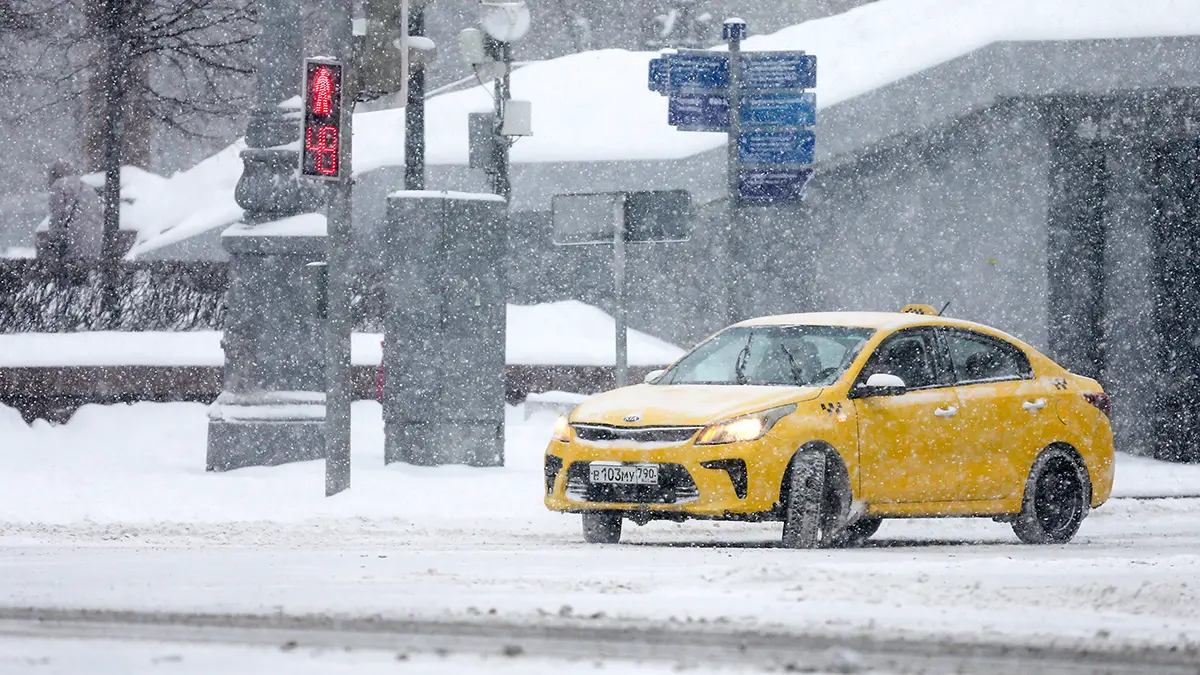 Общественник Амосов раскритиковал идею легализации частных извозчиков в России