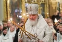 Патриарх Кирилл высказался об истинном смысле молитвы в Православии patriarh kirill vyskazalsya ob istinnom smysle molitvy v pravoslavii-infovzor-ru-0