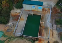 Спасатели Камчатки ищут группу на Пущинских источниках. Руководит ими Сергей Лебедев spasateli kamchatki ishhut gruppu na pushhinskih istochnikah rukovodit imi sergej lebedev-infovzor-ru-0