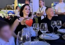 Араз Агаларов и Алена Иванова впервые показались с ребенком публике araz agalarov i alena ivanova vpervye pokazalis s rebenkom publike-infovzor-ru-0