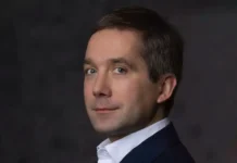 Олег Леонов от Единой России. Тайный путь в Госдуму через Москву? oleg leonov ot edinoj rossii tajnyj put v gosdumu cherez moskvu-infovzor-ru-0