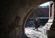 Синоптики обещают в Москве свежую погоду и кратковременные дожди sinoptiki obeshhayut v moskve svezhuyu pogodu i kratkovremennye dozhdi-infovzor-ru-0