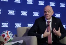 dzhanni infantino i fifa vstretilis s policziej vankuvera-infovzor-ru-0